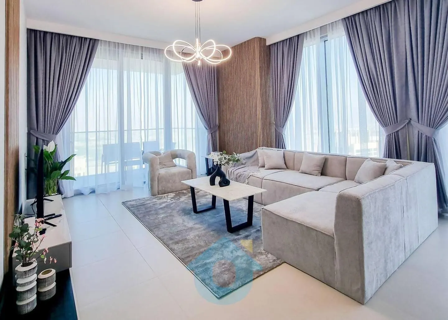 Like Home - 5805 Contemporary 3-Bhk With Subtle Creek Views At The Grand Dubai