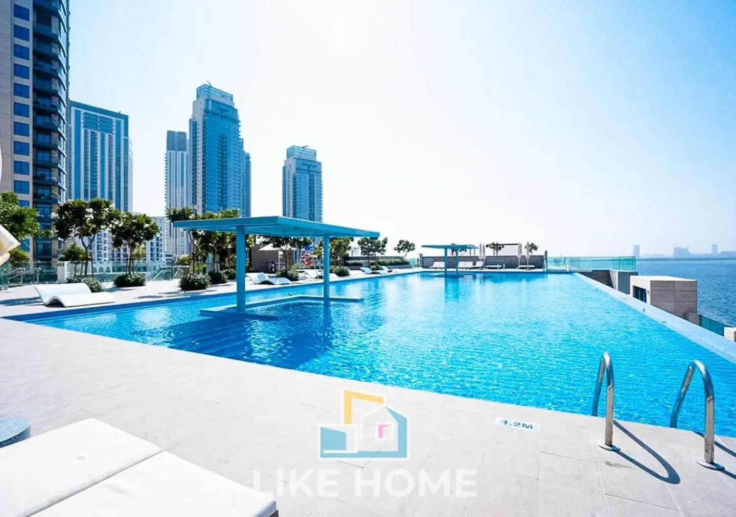 Lägenhet Like Home - 5805 Contemporary 3-Bhk With Subtle Creek Views At The Grand Dubai