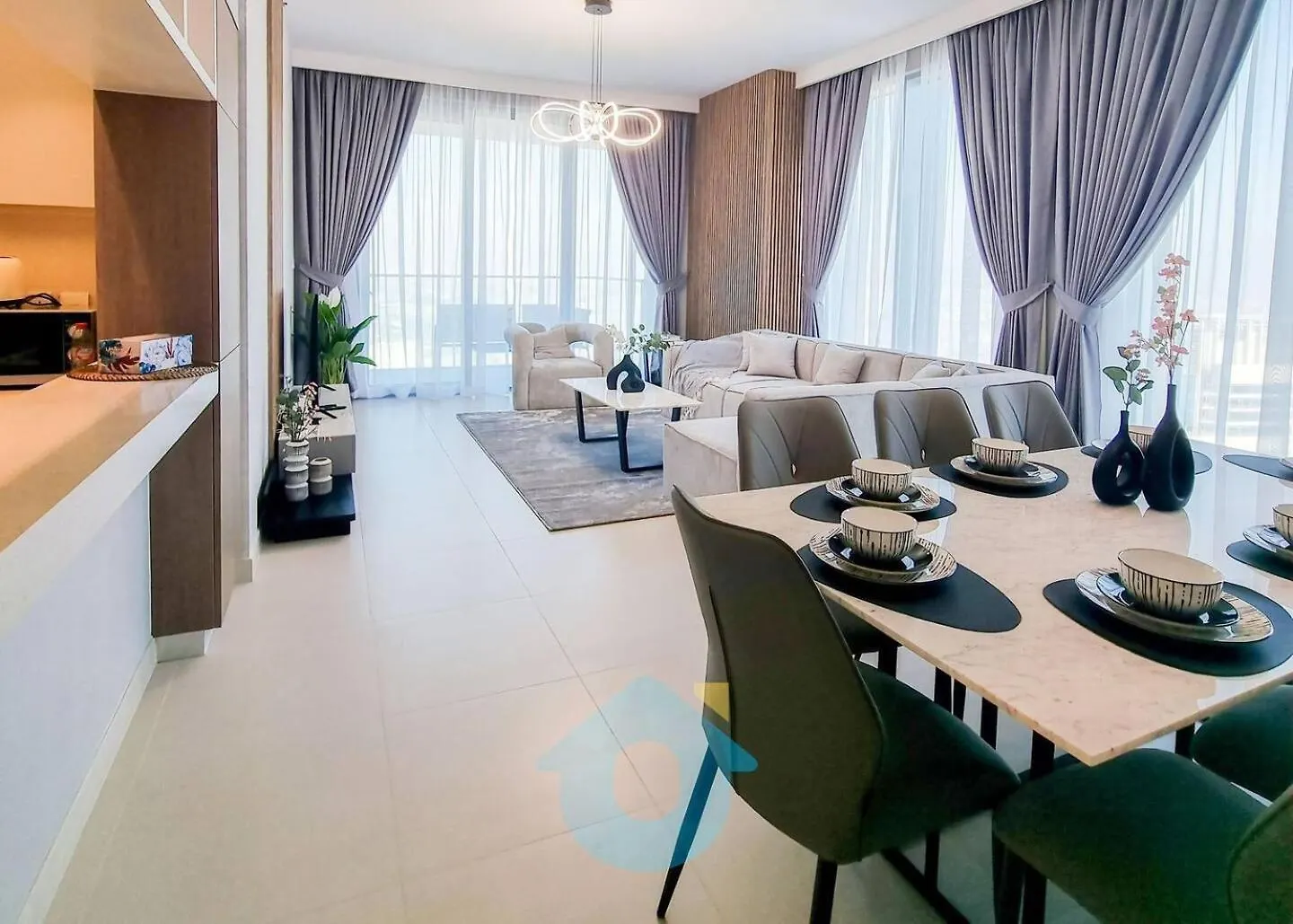 Lägenhet Like Home - 5805 Contemporary 3-Bhk With Subtle Creek Views At The Grand Dubai