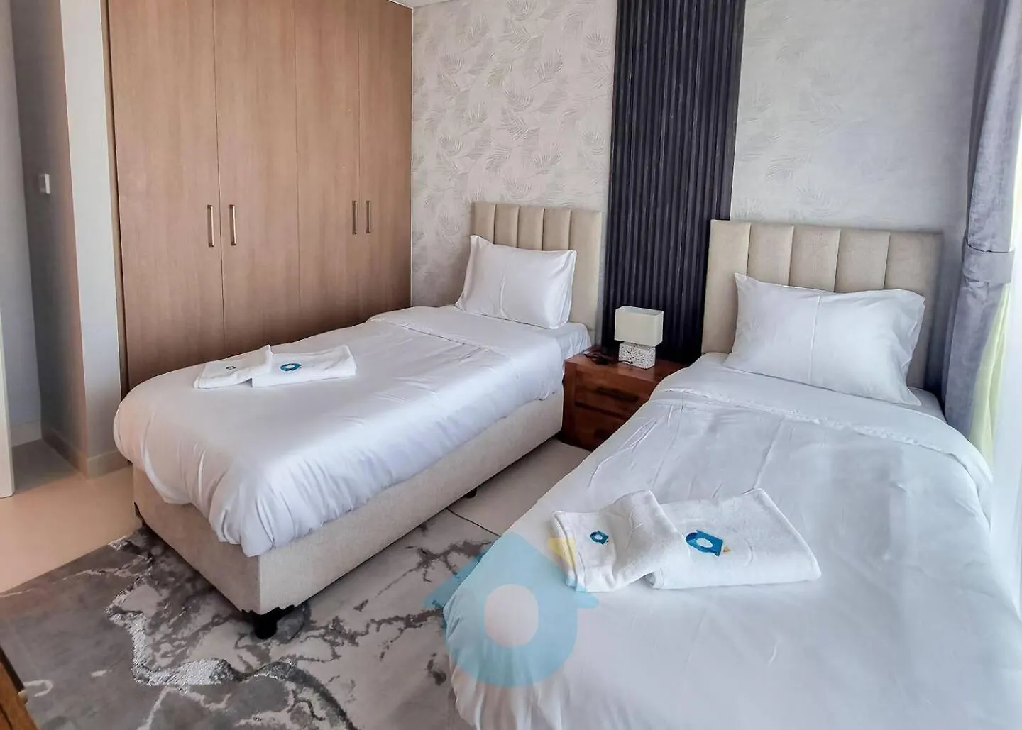 Like Home - 5805 Contemporary 3-Bhk With Subtle Creek Views At The Grand Dubai 0*,  Förenade Arabemiraten